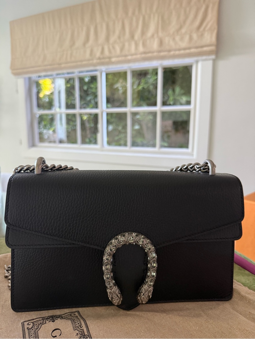 Gucci Black Leather Shoulder Bag with Embellished Horsebit